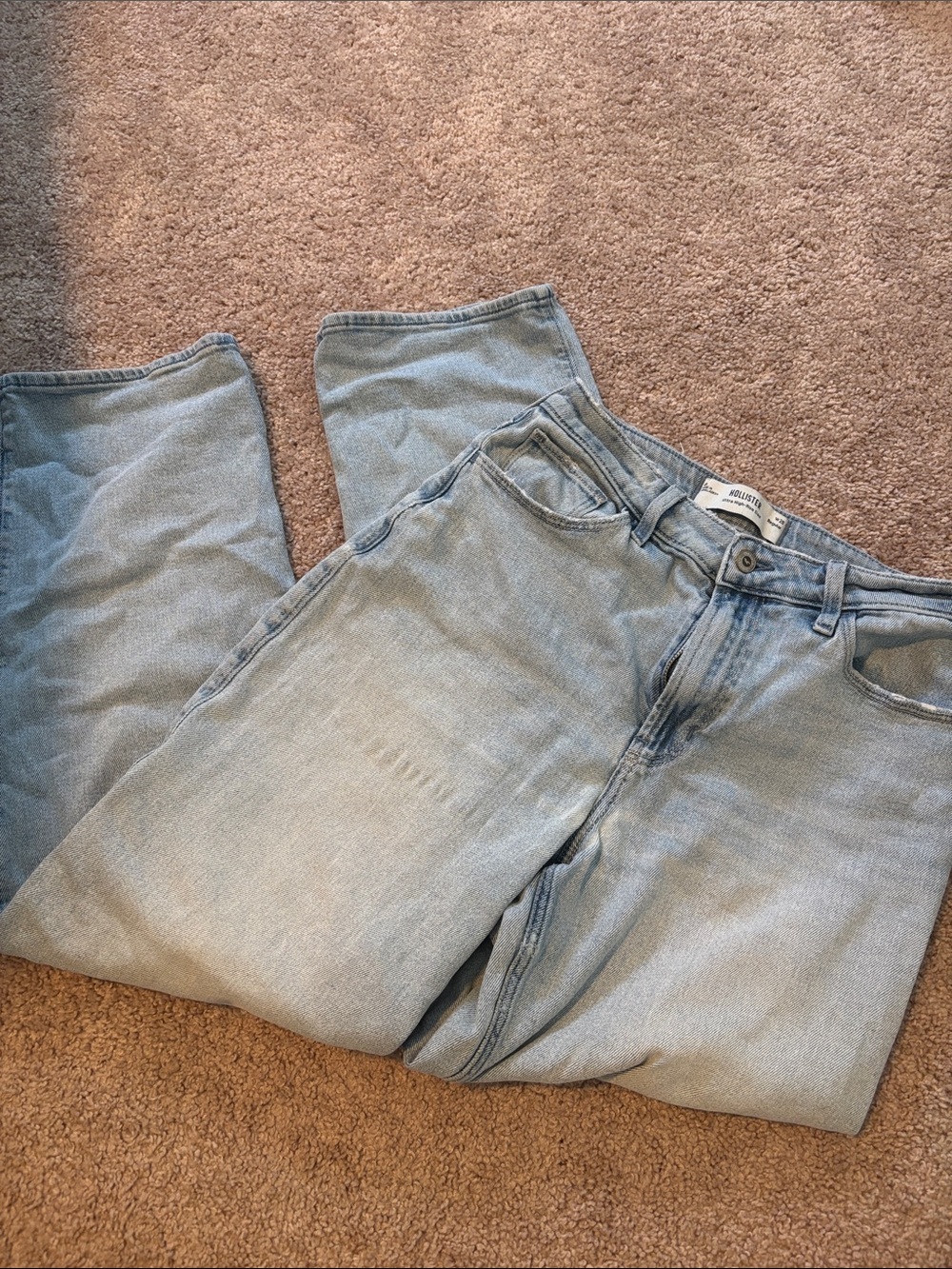 Hollister High-Rise Dad Straight Jeans